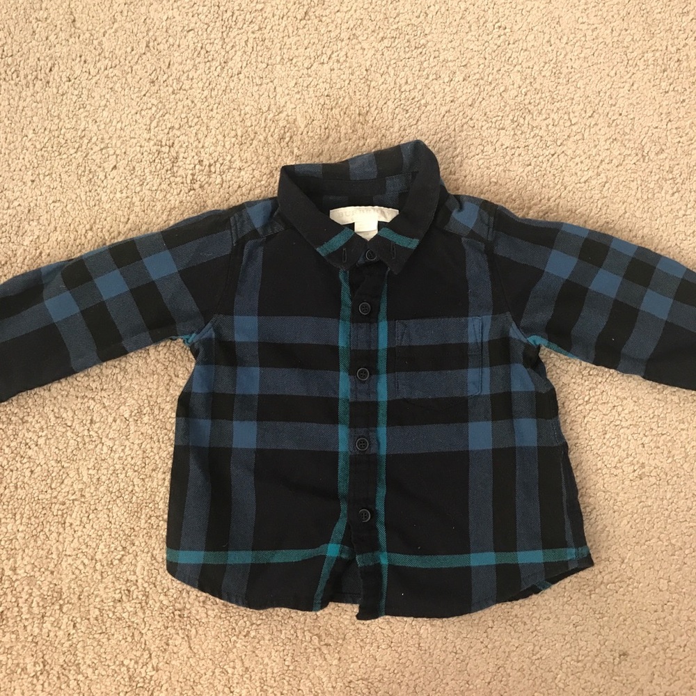 SOLD Two Burberry Button Down Shirt 💙💙 - Picture 4 of 5
